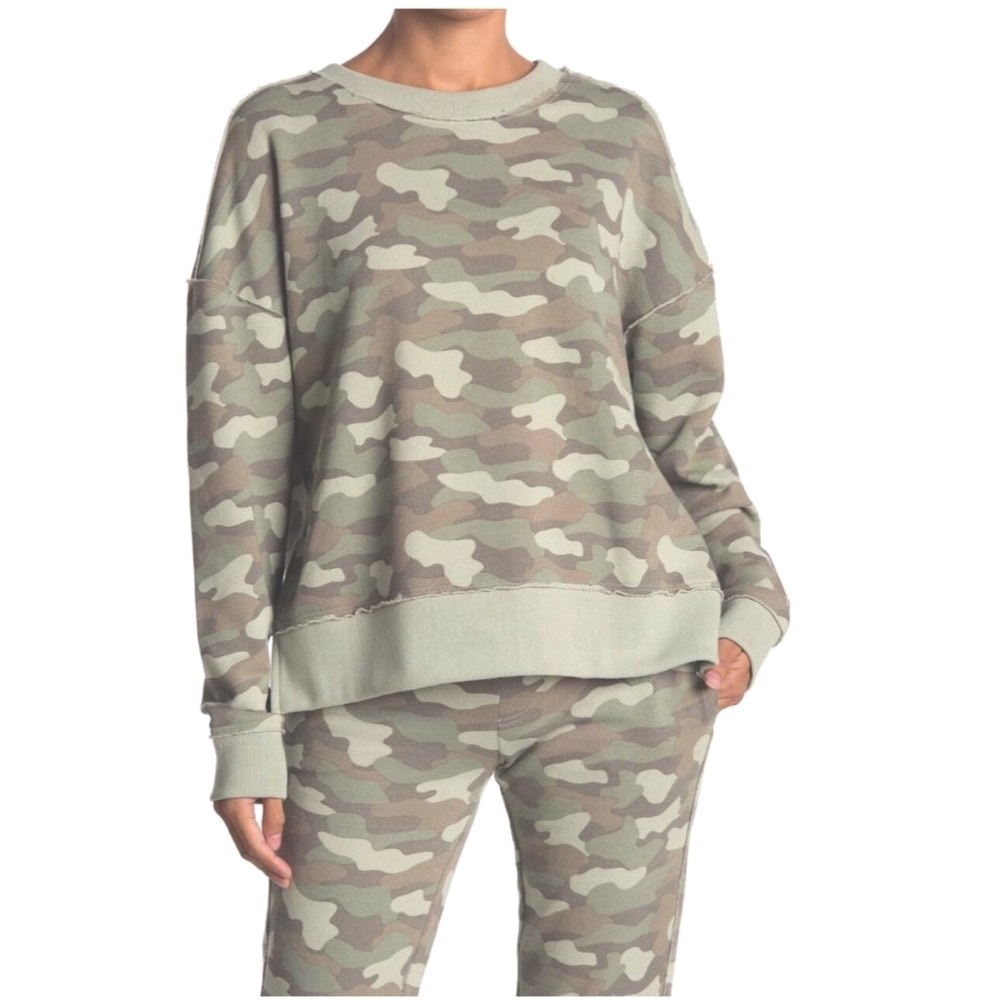 Alternative Light Moss Shaded Camo Raw Hem Sweatshirt |X-Small